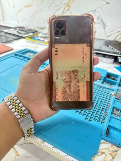 Vivo V21e
