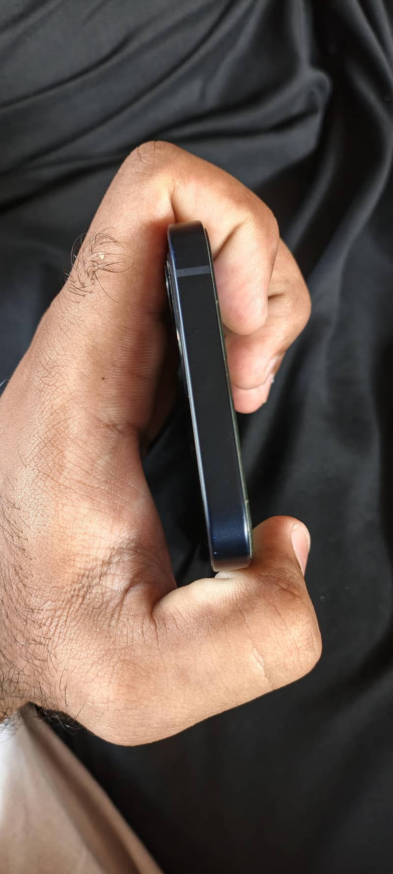 Apple iPhone 12 1