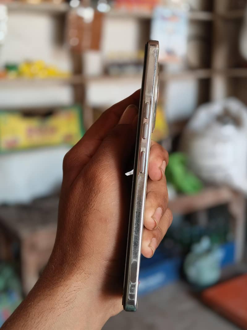 Tecno CAMON 30 3