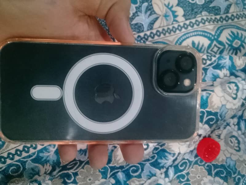 Apple iPhone 13 1