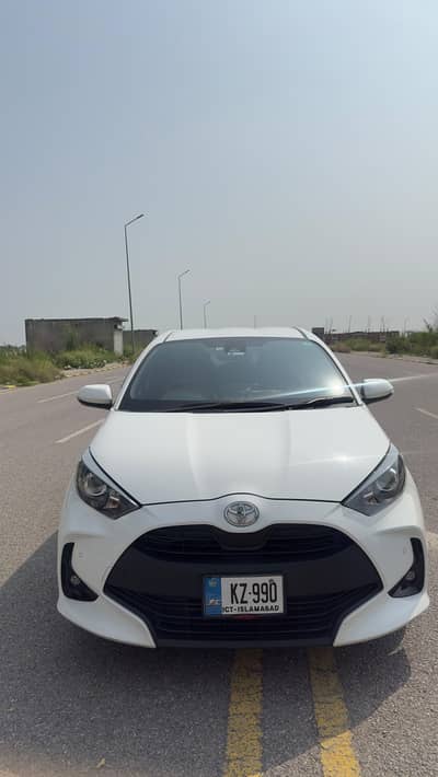 Toyota Yaris 2022 X Model  (03205357585)