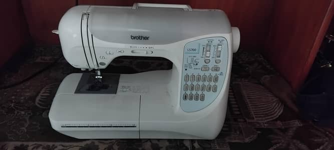 Sewing machine for sale