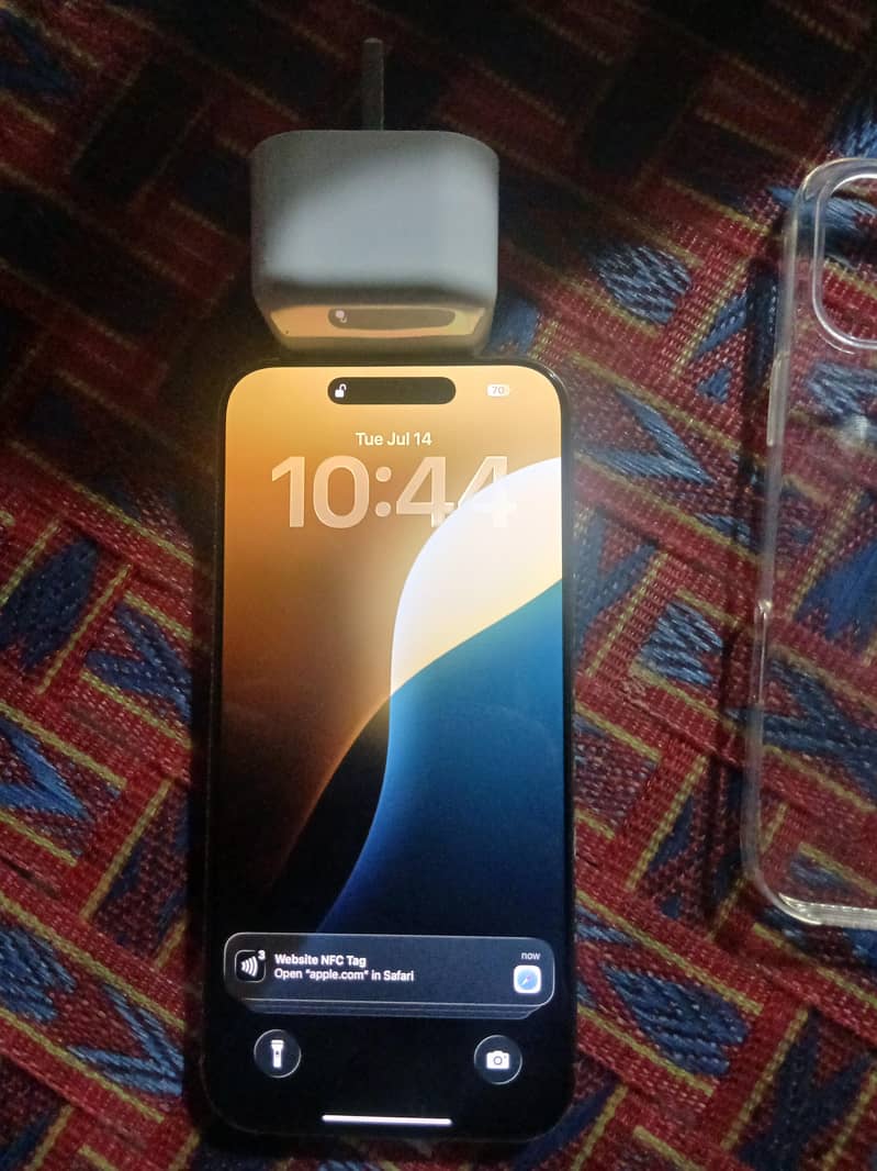 Apple iPhone 16 Pro Max 5