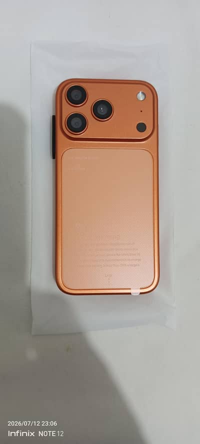 Mini IPhone 17promax. boxpack 03122428613