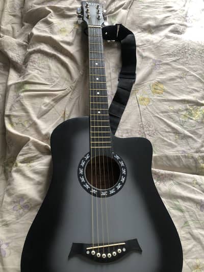 Beginner guitar for sale