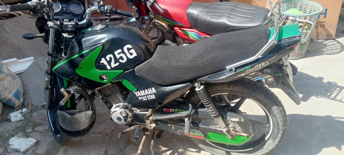 YBR-125 2