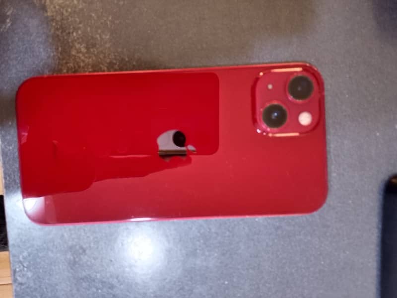 Apple iPhone 13 2