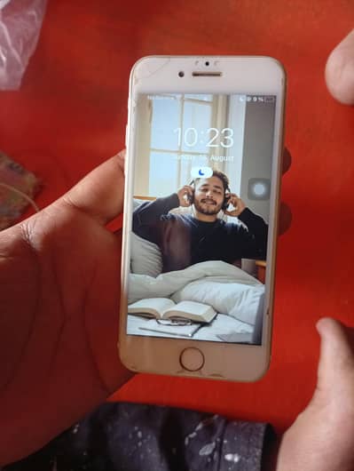 Apple iPhone 7