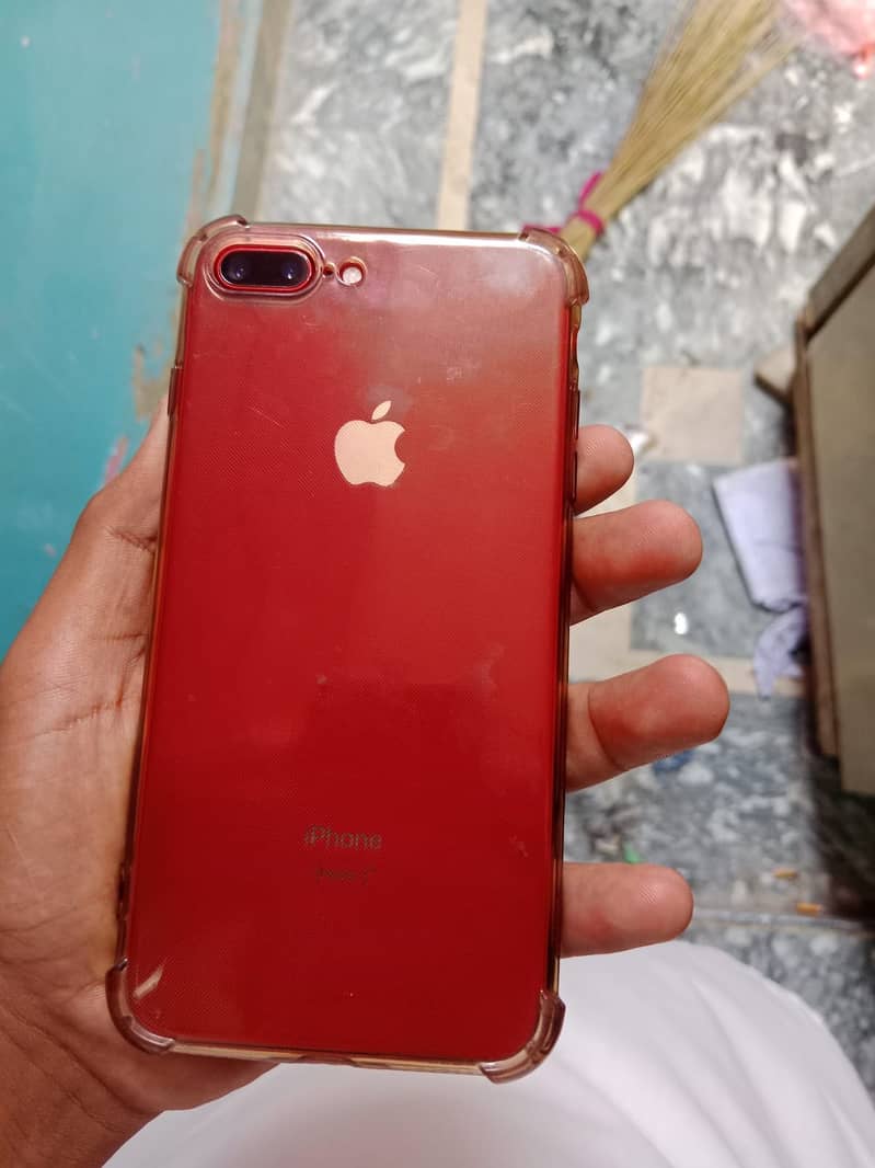 Apple iPhone 8 Plus 5