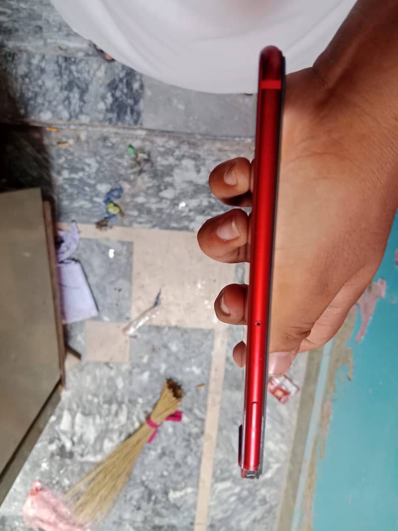 Apple iPhone 8 Plus 6
