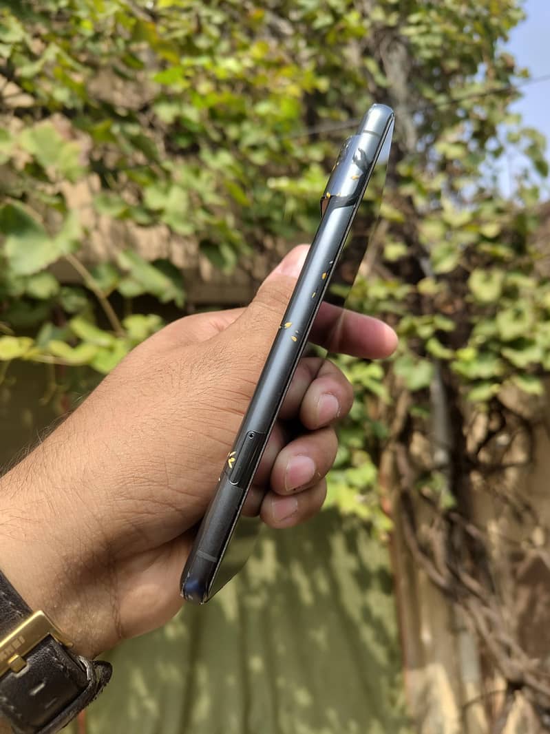 Google Pixel 8 Pro Complete Box 4