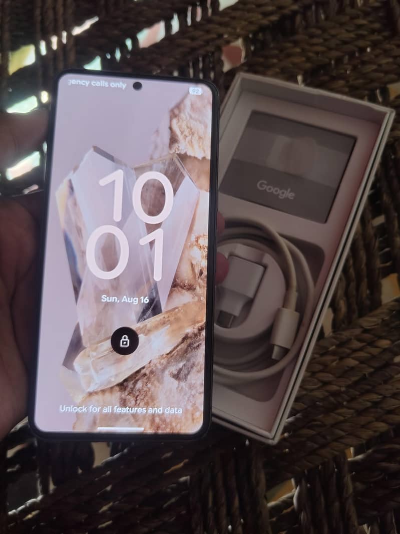 Google Pixel 8 Pro Complete Box 11