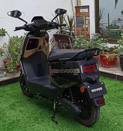 Revoo A11(LFP)