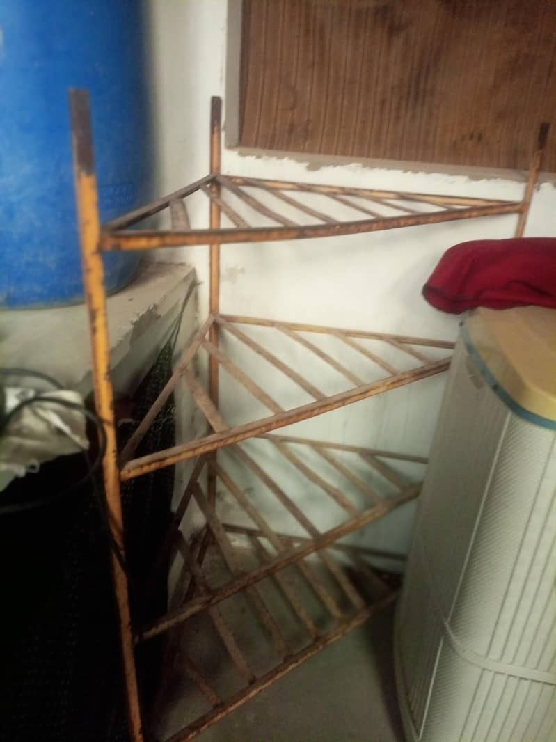 corner stand for sell 2