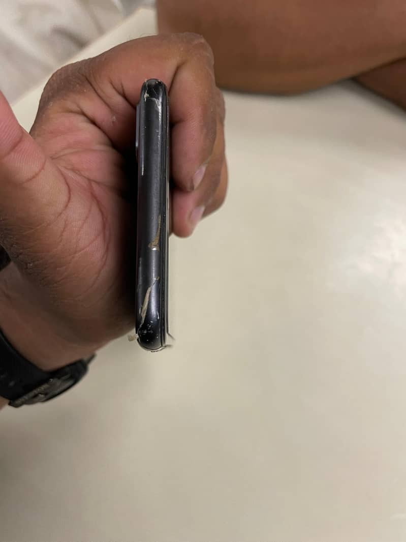 Apple iPhone 7 Plus 4