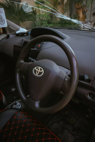 Toyota Vitz 2008
