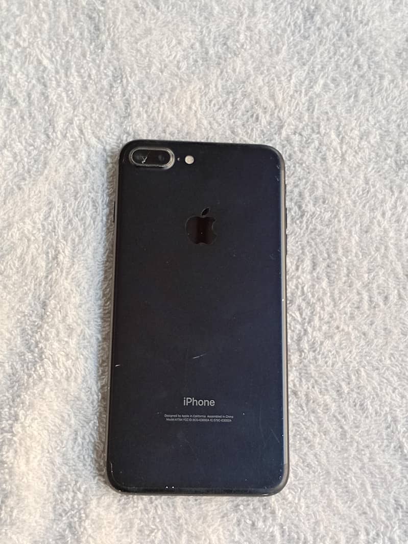 Apple iPhone 7 Plus 0