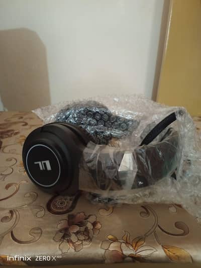 LED gaming headphone.