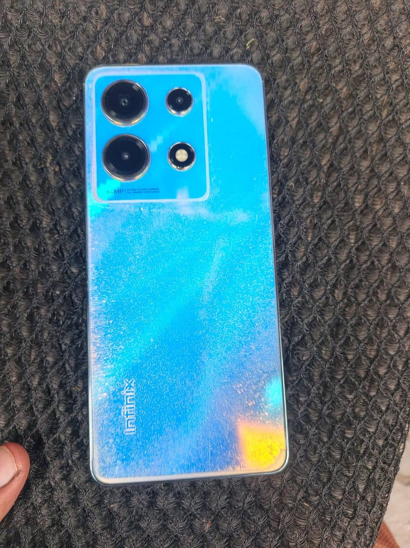 Infinix Note 30   8+5 / 256gb 0