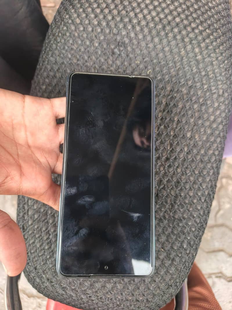 Infinix Note 30   8+5 / 256gb 1