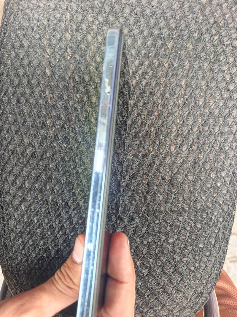 Infinix Note 30   8+5 / 256gb 4