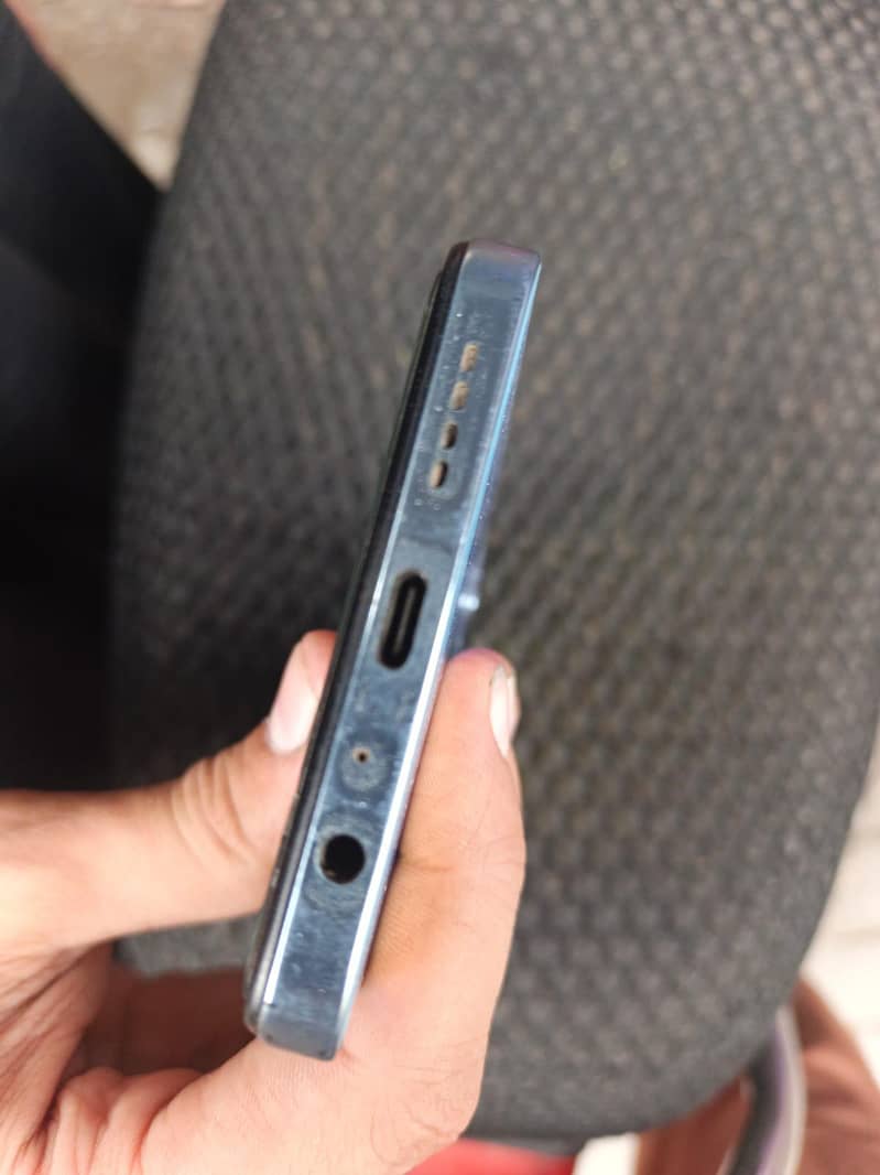 Infinix Note 30   8+5 / 256gb 5