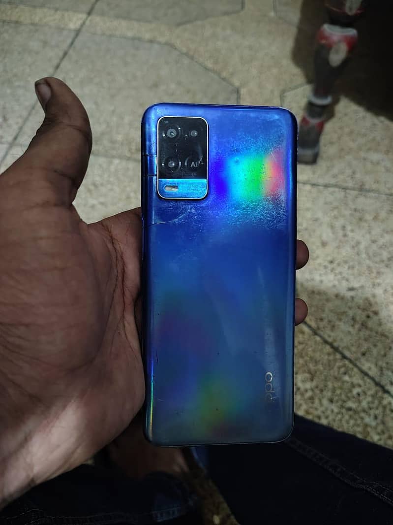 OPPO A54 4