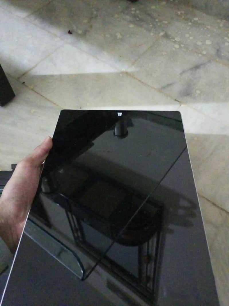 Microsoft surface Touchscreen 4