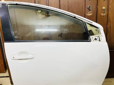 Toyota Aqua complete doors