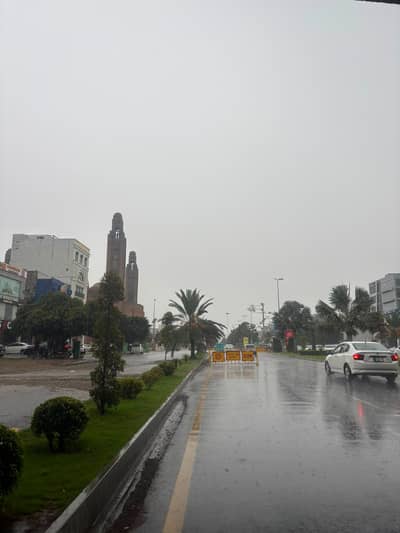 10 MARLA FACING PARK IDEAL LOCATION PLOT FOR SALE BAHRIA TOWN LAHORE