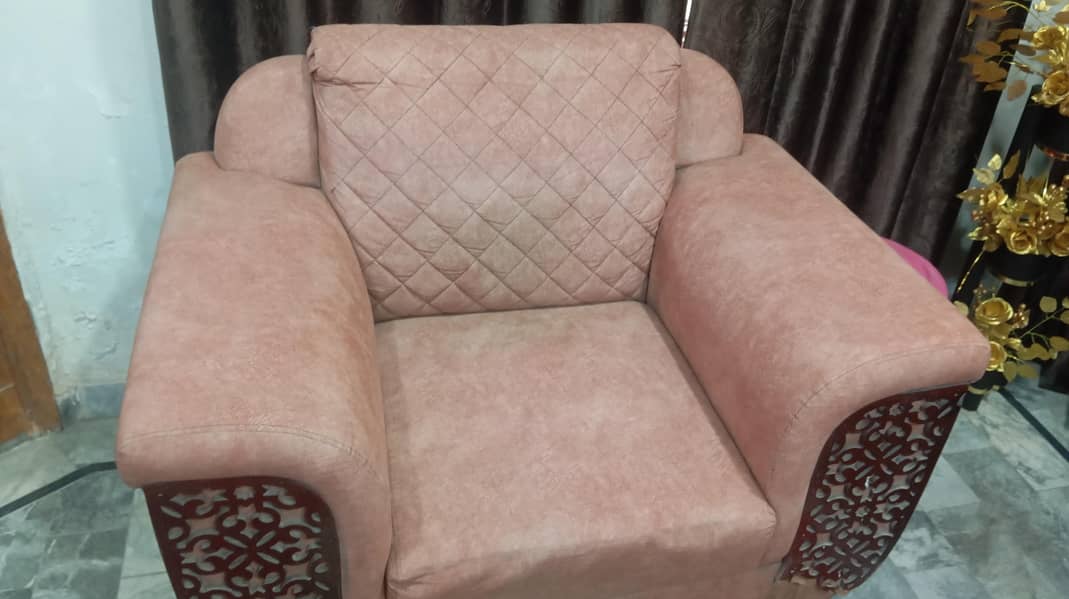 4 seater sofa 1