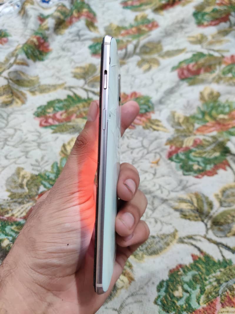 One Plus 6 8