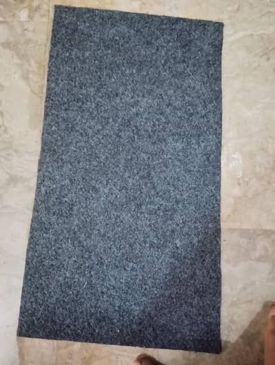 carpet slightly use for few months look brand new