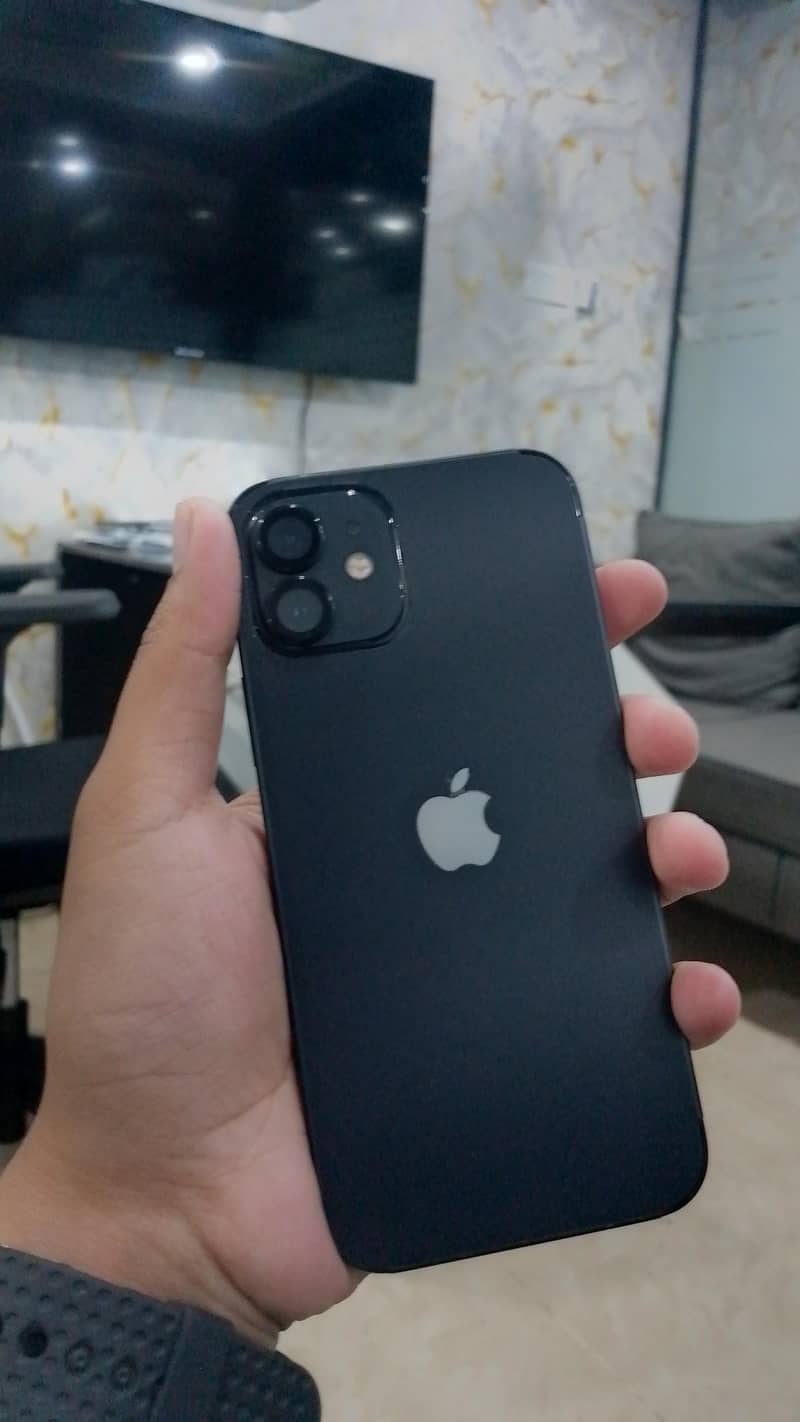 Apple iPhone 12 0