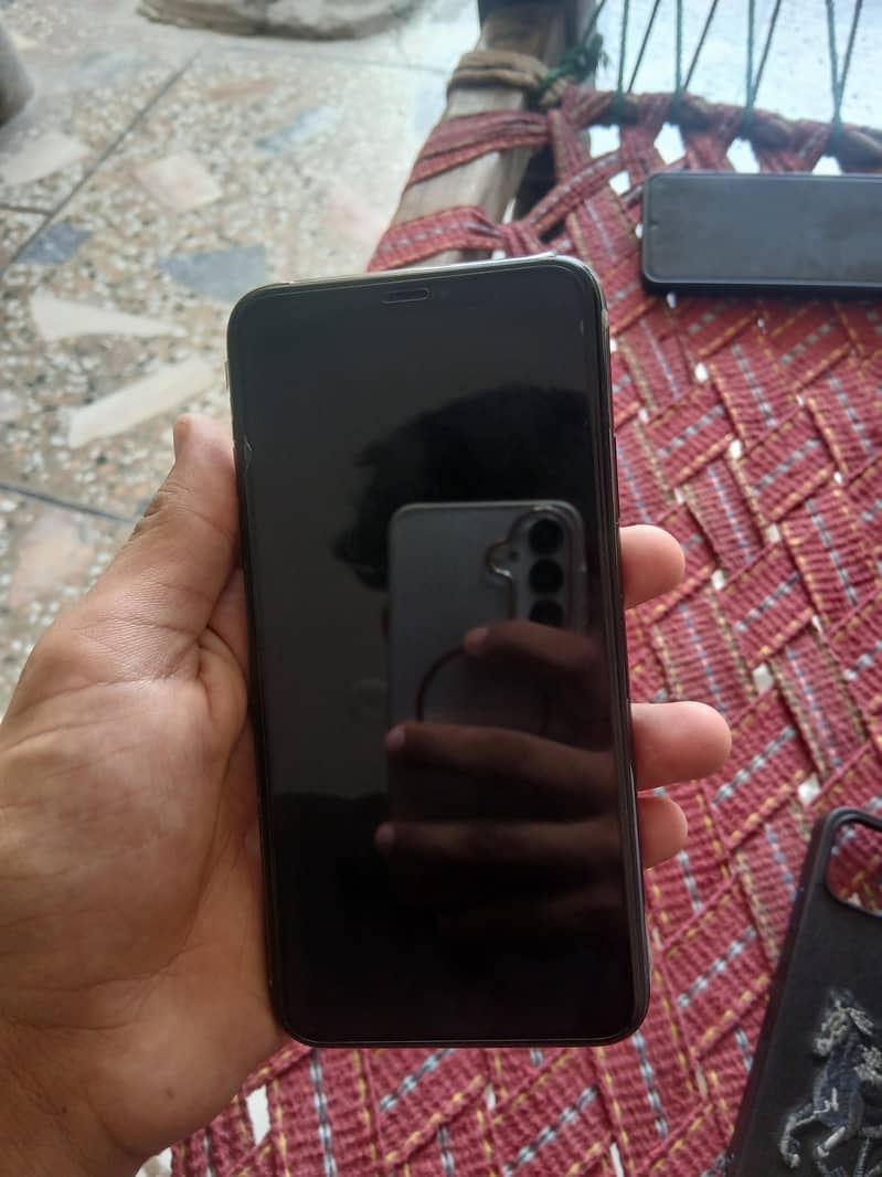 Apple iPhone 11 1