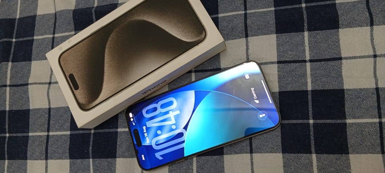 Apple iPhone 15 Pro Max 2
