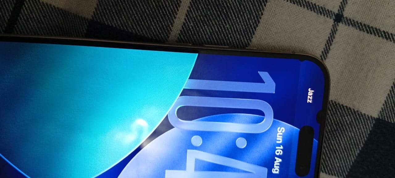 Apple iPhone 15 Pro Max 3