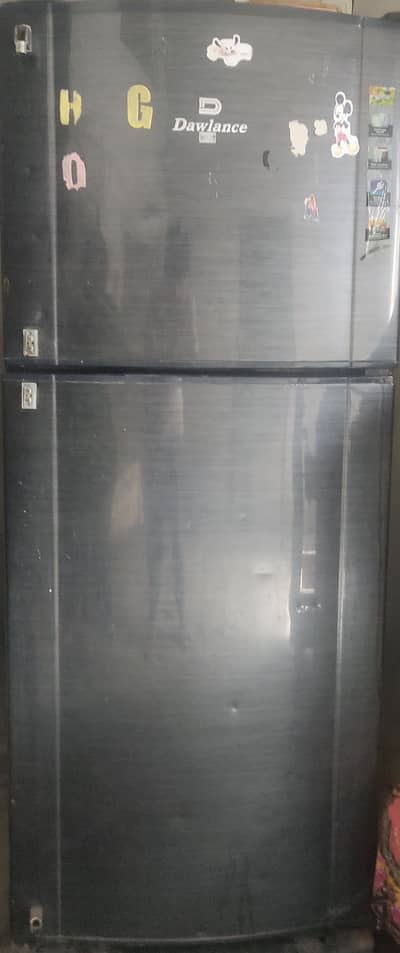 Dawlance fridge 3 year use no open and no repair 10/10 condition 100%