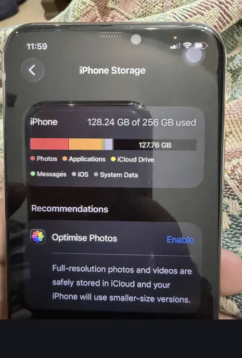 Apple iPhone 11 Pro 2