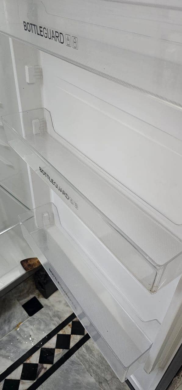 Refrigerator 5