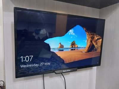 Ecostar LCD 32 inch