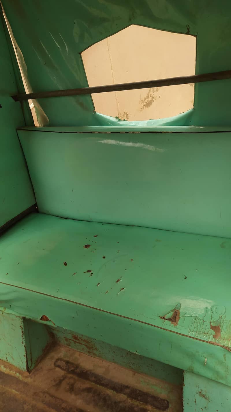 UNIQUE AUTO RIKSHAW 2012 MODEL 5