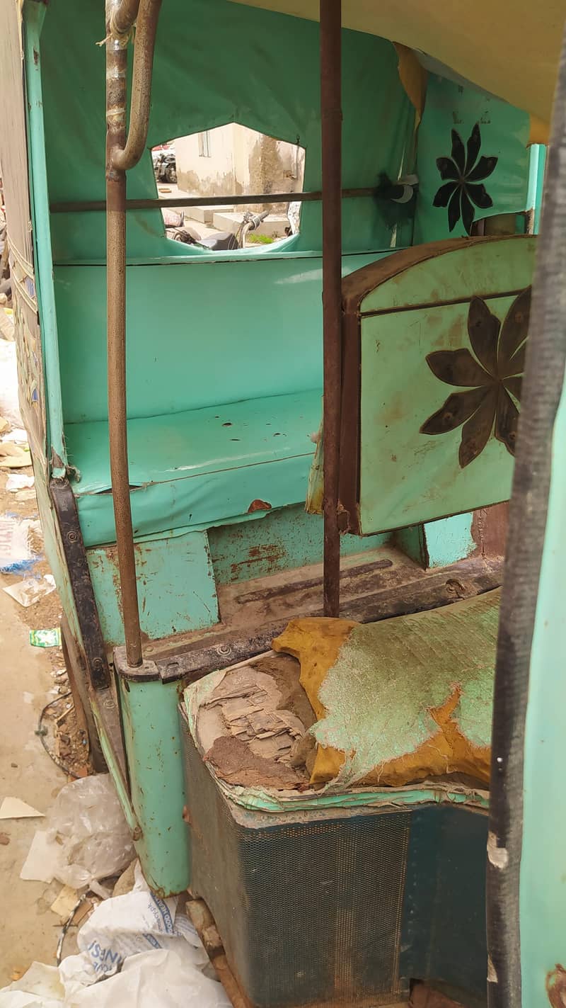 UNIQUE AUTO RIKSHAW 2012 MODEL 7