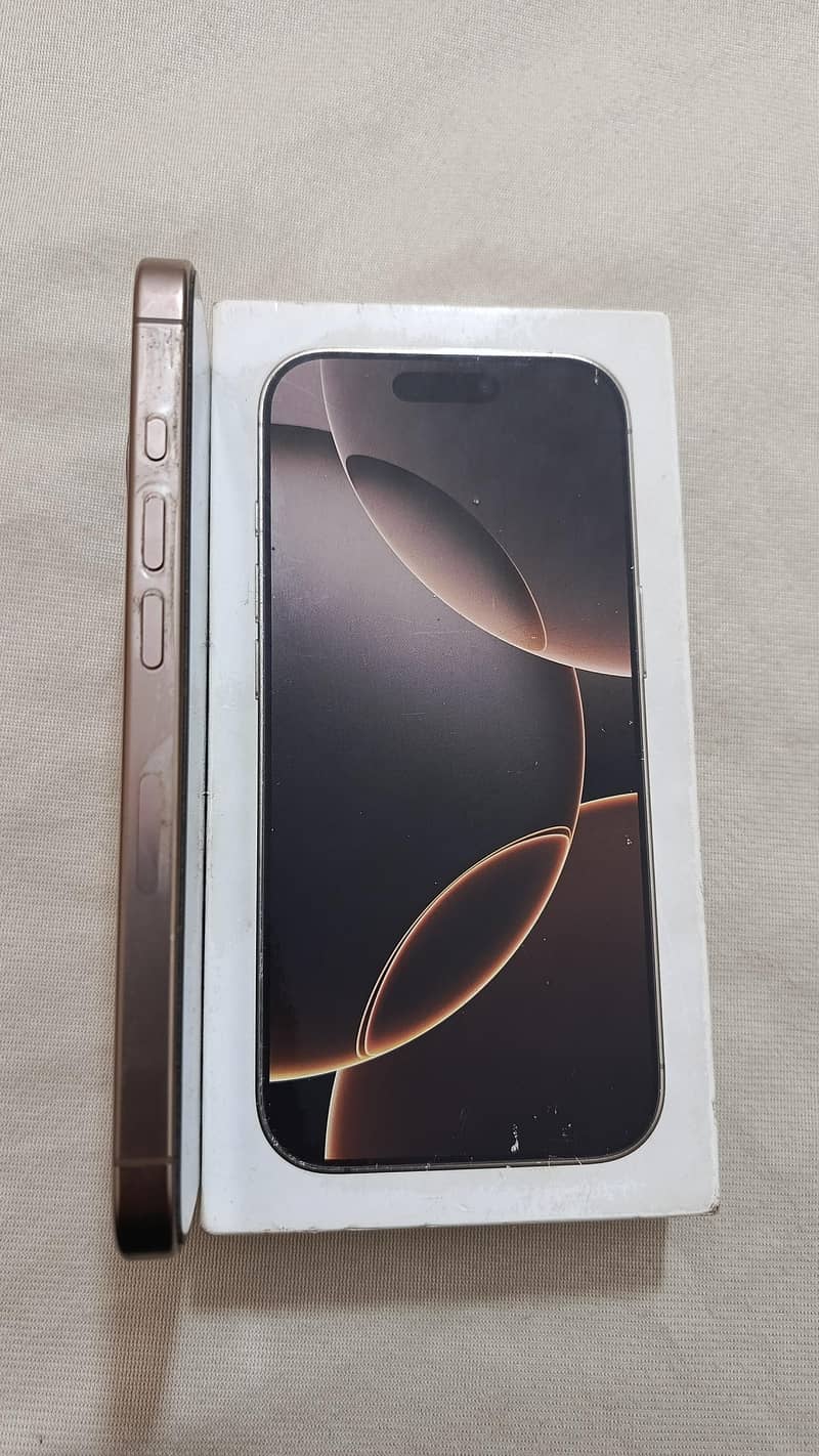 Apple iPhone 16 Pro 2