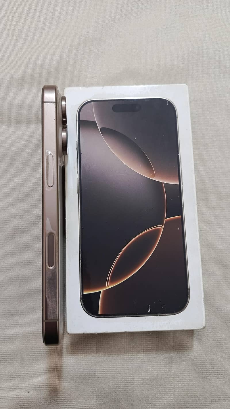 Apple iPhone 16 Pro 3