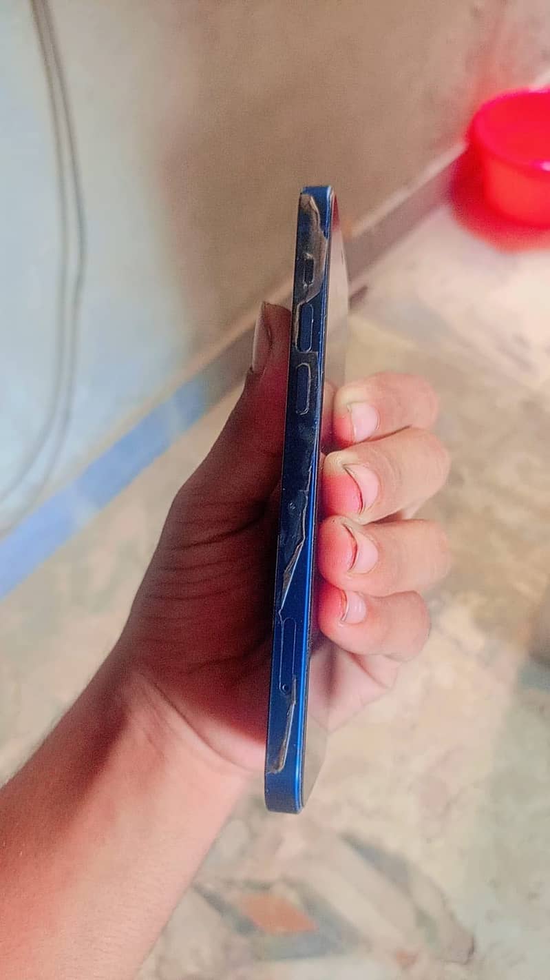 IPHONE 12 5