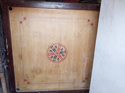 carrom board