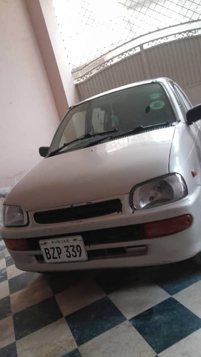 Daihatsu Cuore 2002