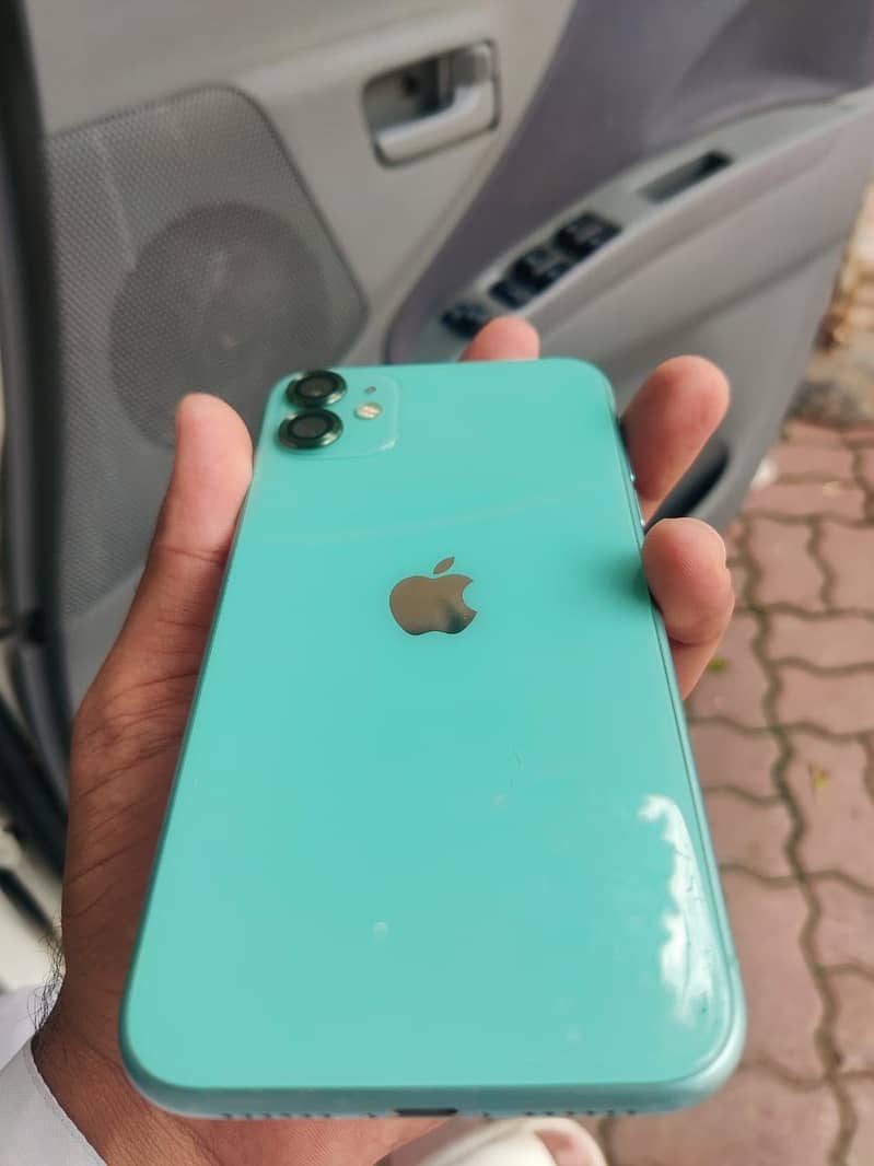 Apple iPhone 11 7