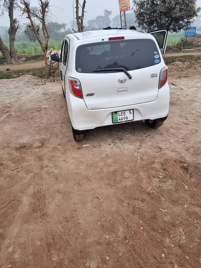 Daihatsu Mira 2013
